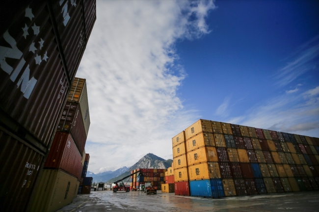 Gümrük muhafaza ekipleri kaçakçılara göz açtırmıyor